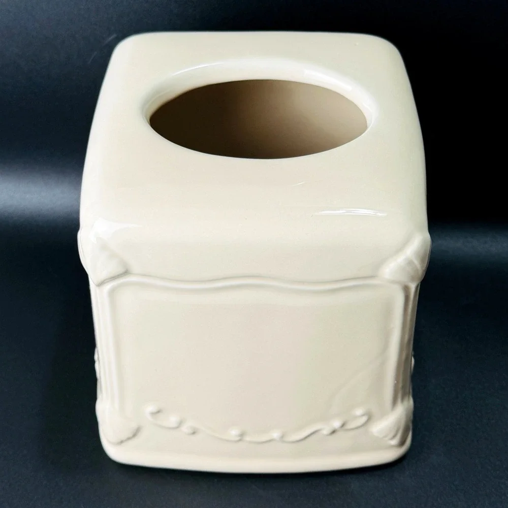 Vintage Ivory Ceramic Tissue Box Cover Scroll Bathroom Vanity Cottagecore Decor